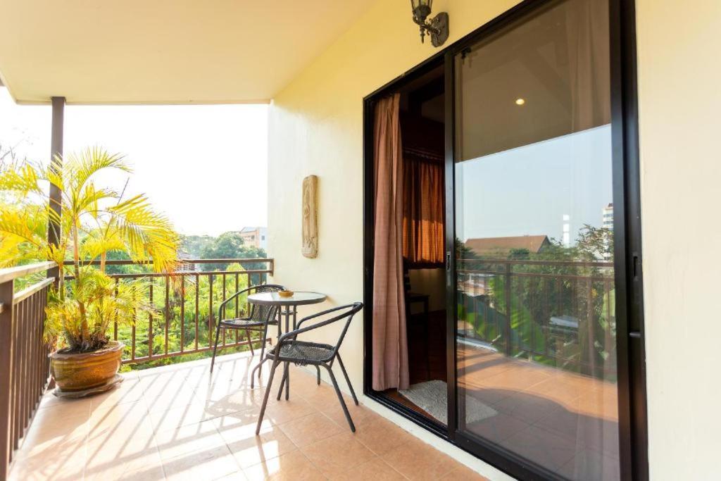 Chang Charlie Inn, Boutique หาดจอมเทียน ภายนอก รูปภาพ